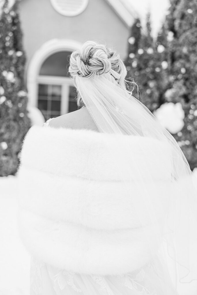 Timeless winter wedding photography in Northern Michigan